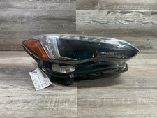USED - 2020-2023 Subaru Impreza R Headlamp LED - OEM picture