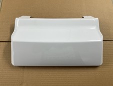 2015-2020 Chevy Tahoe/Suburban Hitch Cover Olympic/Summit White  23142973 picture