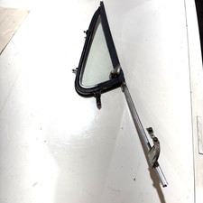 1973-1980 Chevrolet C/K vent glass (RH passenger-side) wing window (C10-K30) picture