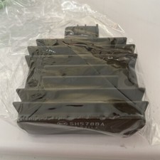 【NEW】Kawasaki Genuine VOLTAGE REGULATOR 21066-0010 Direct From Japan picture