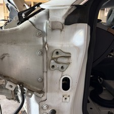 2017 - 2023 TESLA MODEL 3 FRONT LEFT BODY RAIL CUT WHITE OEM 22K MILES picture