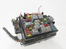2003-2005 Chevy Suburban 1500 5.3L Engine Fuse Box Assembly OEM 15201930-02 picture