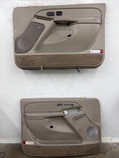 03-07 Chevy Silverado GMC Sierra Tahoe Yukon Pair Door Panels OEM Med Neutral picture