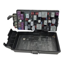 2009-2012 Chevrolet Malibu 2.4L Fusebox Fuse Box Relay Module Oem picture