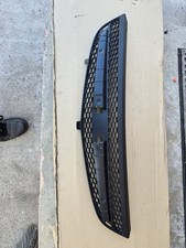 GM Holden Monaro VZ upper grill new 92167893 picture