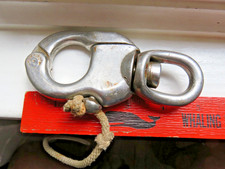 Quick Release Snap Shackle with Large Bail Length 4-3/4