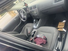 Volkswagen Jetta 2011 2.0 — 175,000 millas  Vendo Jetta 2011 2.0, 175K millas. picture