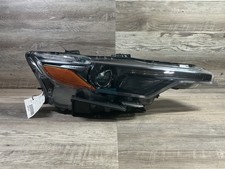 USED - 2023 Maserati Levante R Headlamp - OEM picture