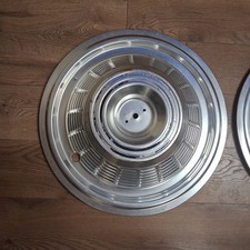 Vintage 1980's-90's Fleetwood, Pace Arrow, Motorhome / RV 19.50-inch Hubcap picture