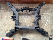 2004-2008 Volkswagen Touareg rear suspension crossmember subframe cradle shiping picture