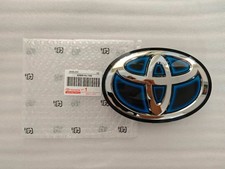 1X Blue Genuine TOYOTA Grille Emblem Land Cruiser Tundra Tacoma 53141-71010 - US picture