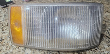 93-96 CADILLAC FLEETWOOD BROUGHAM TURN SIGNAL PASS RH CORNER LIGHT LAMP 16516304 picture