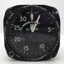 Kollsman Dual Altimeter and Differential Pressure Gauge Type Number 906 D picture
