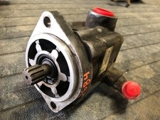 06 Fleetwood Providence RV C7 330HP FAHRZEUG Hydraulic Power Steering Pump picture