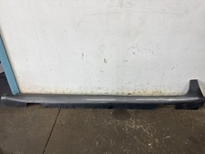 2017 - 2026 CHRYSLER PACIFICA LEFT DRIVER SIDE SKIRT ROCKER MOLDING PANEL OEM picture