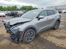 Used Infotainment Display fits: 2024 Kia Sportage 8.00