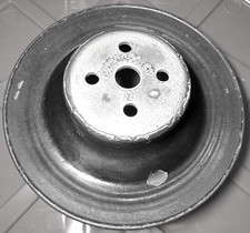 1967-68 396-427 HP  Chevelle,Impala,Biscayne 3906656 CVZ WP pulley GM Original picture