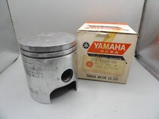 NOS Yamaha R5 1970-1972 Genuine 2nd O/S 64.50mm Piston 278-11636-00 picture
