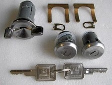 1979-1987 Chevy GMC Truck Ignition & Door Lock Kit & Keys picture