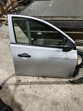 2012-2019 Nissan Versa Passenger Side Front Door MANUAL picture