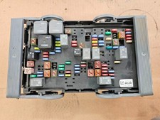 2010-2013 Chevy Silverado 1500 Engine Fuse Box Assembly OEM picture
