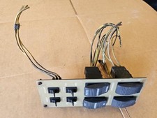 05 Winnebago Journey 24H USED Auxiliary Outdoor Switches Ceiling Step Awning picture