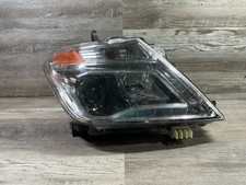USED - 2017-2020 Nissan Armada R Headlamp - OEM picture