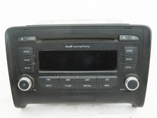 2001-2003 Audi TT MK1 AM/FM Radio Audio Receiver CD Player Unit 8J0035195J OEM picture