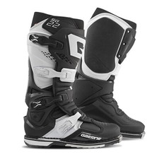 GAERNE - Sg22 Boots Black/White Sz 11 | 2262-020-11 picture