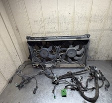2003-2006 GM Silverado Yukon Tahoe Suburban Radiator Cooling Fan & Wire Harness picture
