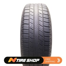 Set of 2 Used 225/65R17 Michelin Defender 2 - 102H - 7.5-8/32 No Repairs picture
