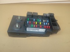 1997-1998 FORD F150 UNDER DASH FUSE BOX P/N F85B-14A067-AA picture