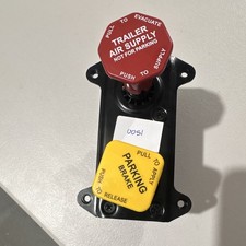High-Performance 3/8 PC Air Brake Control Valve for Trucks picture