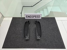 A pair of Audi R8 V10 air intake grill picture