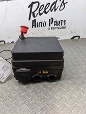 06 2006 Saturn Ion Engine Fuse Box Relay Junction Block Panel Oem 158190 1192236 picture