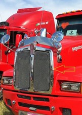 Kenworth T600 Chrome Aluminum Grill Panel (GRILL PANEL ONLY) picture