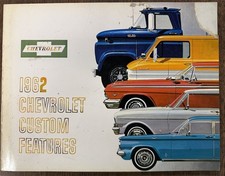 1962 Chevrolet Custom Feature Accessories Dealer Album Large 114-page Catalog picture