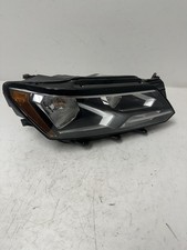 2016 2017 2018 2019 Volkswagen Passat Halogen Headlight Right RH Side OEM Light picture