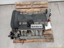 Volvo V70 XC70 Engine Assembly With Accessories 2.4L 5 Cylinder Fits 2001 01 picture