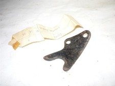 1949 -52 Pontiac rear RH fender shield bracket nos 513415 picture