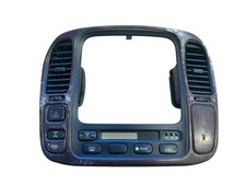 2001-2002 LEXUS LX470 CLIMATE CONTROL BEZEL VENTS 84010-60230 OEM picture