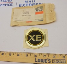 NOS Mopar 1978 1979 Dodge Magnum WHEELCOVER HUBCAP ORNAMENT     pn 3880831 picture