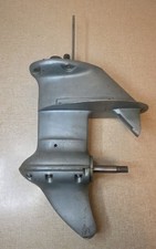 VINTAGE JOHNSON FASTWIN 18 HP COMPLETE LOWER UNIT ASSEMBLY GEARCASE 18-25 HP picture