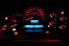 03-04 *REBUILT* CHEVY GM 2500HD HD INSTRUMENT CLUSTER w TRANS TEMP *LED 15182144 picture