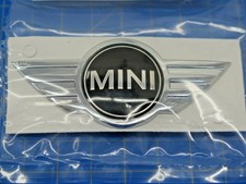 Mini Cooper S R52 R53 2002-2008 Front Emblem Mini Wings 51140660106 picture