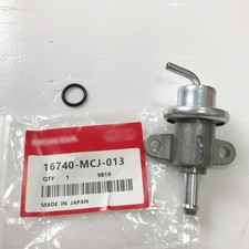 NEW Fuel Pressure Regulator Fits  2001 CBR929RR 2003 CBR954RR 16740-MCJ-013 TX picture