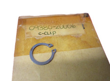 QTY 4 | 1970-1979 Suzuki RV125 TS125 TS185 TM100 TM125 NOS Circlip 09380-20006 picture