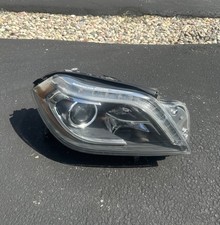 OEM 2013-2016 Mercedes-Benz X166-Gen. GL-Class Bi-Xenon Passenger Headlight picture
