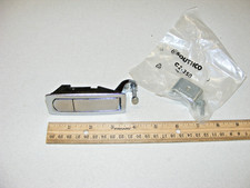 Southco C2-32-31 Compression Lever Latch Flush Trigger Chrome Textured (zz11) picture