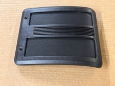90-93 Ford Mustang Convertible Rear Quarter Panels Speaker Grille DRIVERS SIDE picture